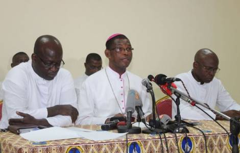 Los obispos de Costa de Marfil