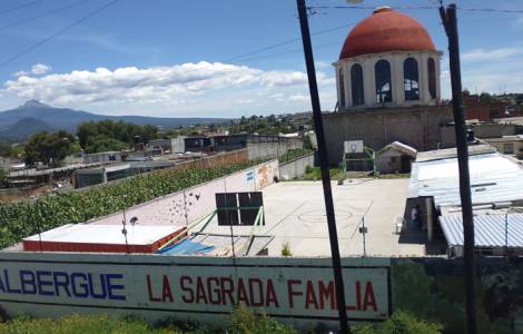 centro d'accoglienza "La Sagrada Familia", ad Apizaco.